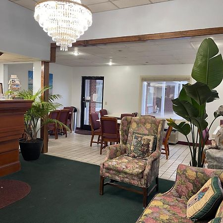 Hamilton Inn Jonesville I-77 외부 사진