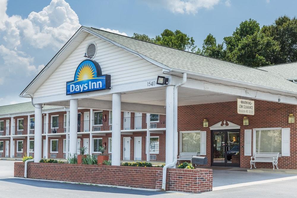 Hamilton Inn Jonesville I-77 외부 사진