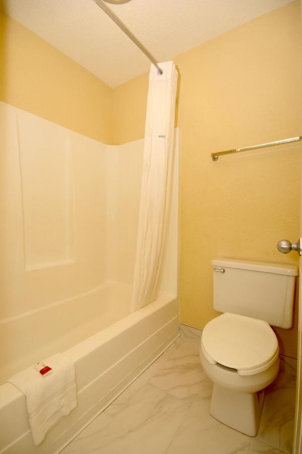 Hamilton Inn Jonesville I-77 외부 사진